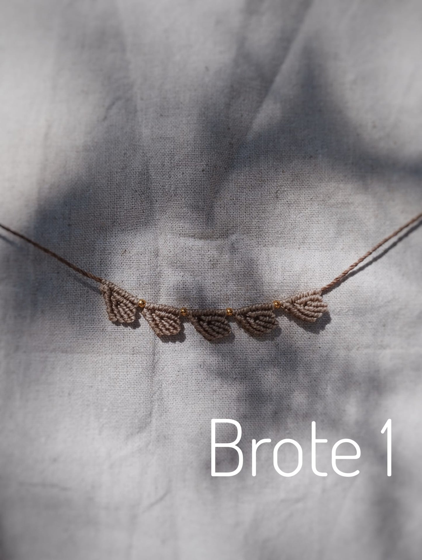 BROTE collar