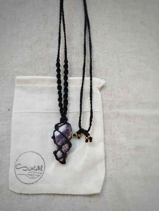 AMATISTA CHEVRON Amuleto