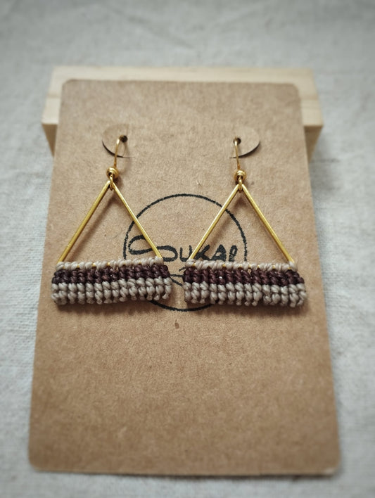 Pendientes triángulo línea fina